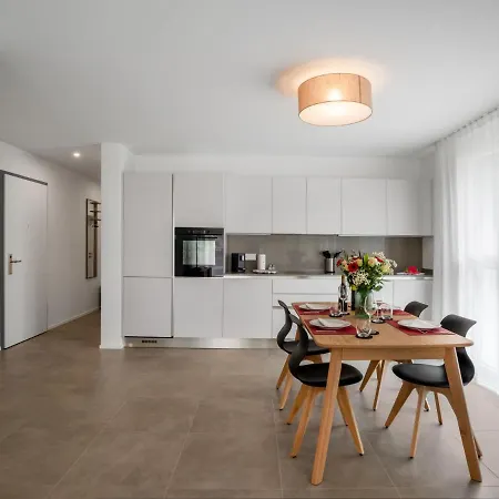Loctowers A3-7-3 By Interhome